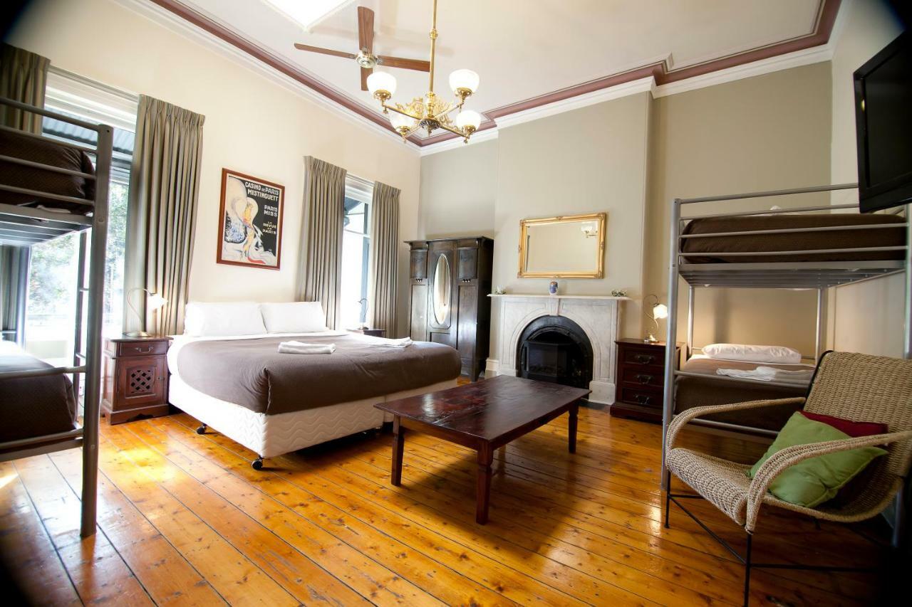 The Nunnery Accommodation Melbourne Exterior foto
