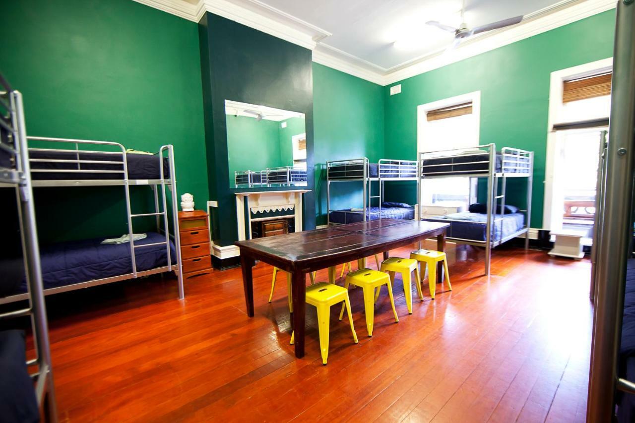 The Nunnery Accommodation Melbourne Exterior foto